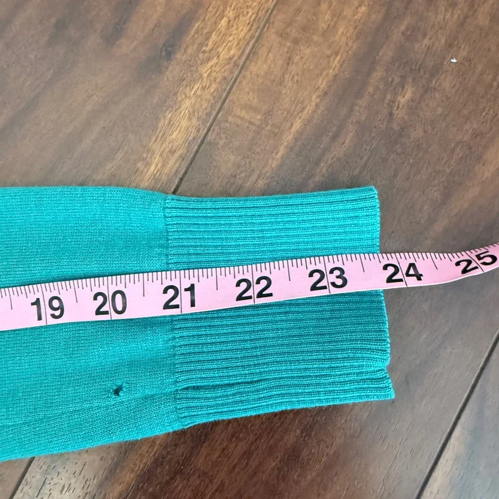 J. Crew XS Cardigan Sweater‎ 100% Merino Wool Teal Green Classic Knitwear Flaw